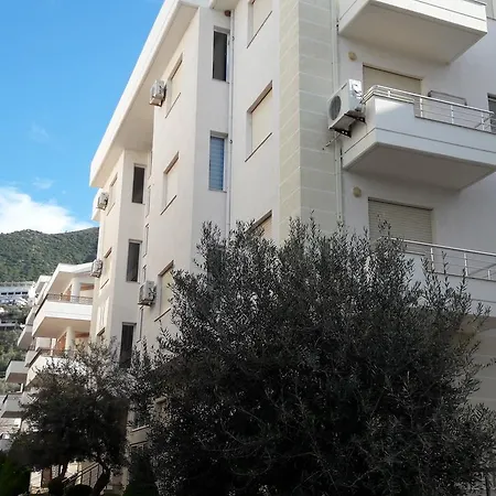 Springwater Bay فلورا